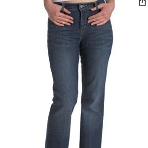 Levi’s 548’s Perfectly Slimming Flare Dark wash 10 Medium